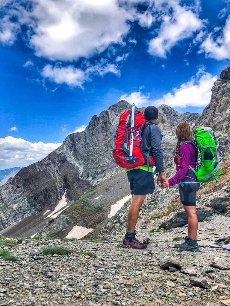 senderistas-mochileros-pirineos