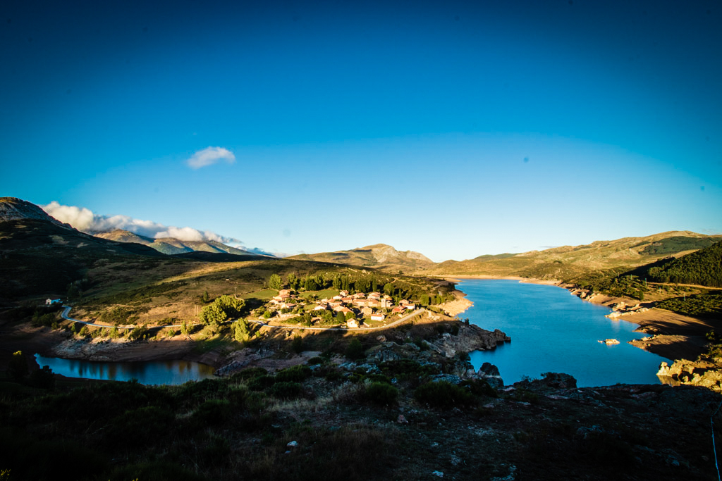 ruta-de-los-pantanos-mirador-alba-de-los-cardaños