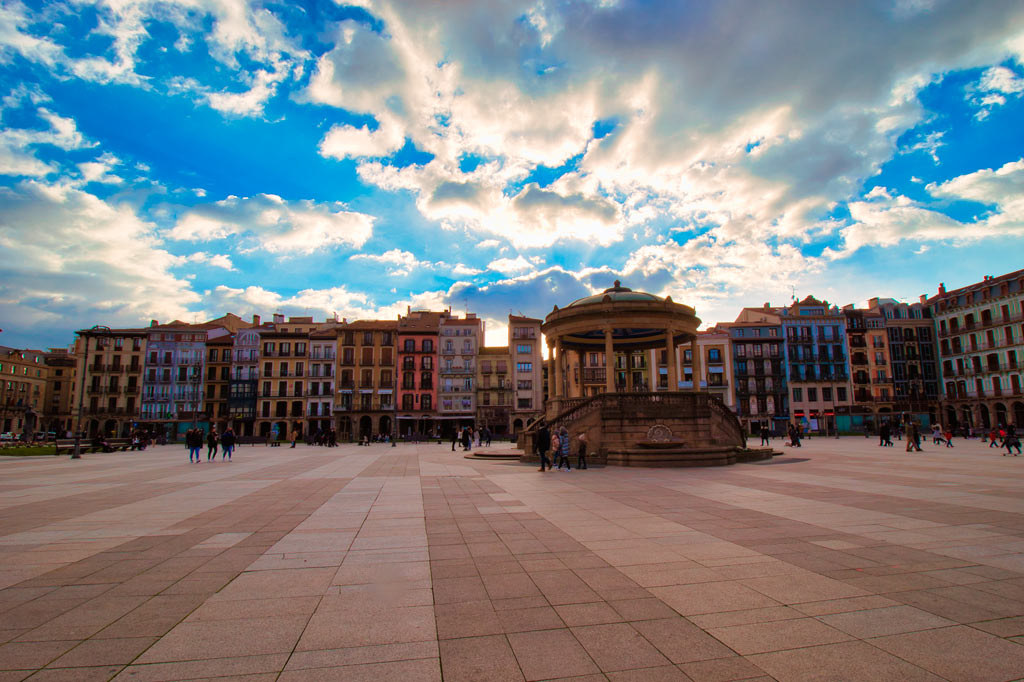 planes-gratis-pamplona-plaza-del-castillo