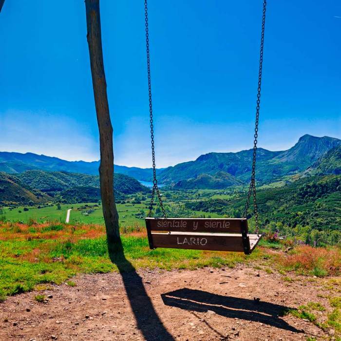 columpio de lario león